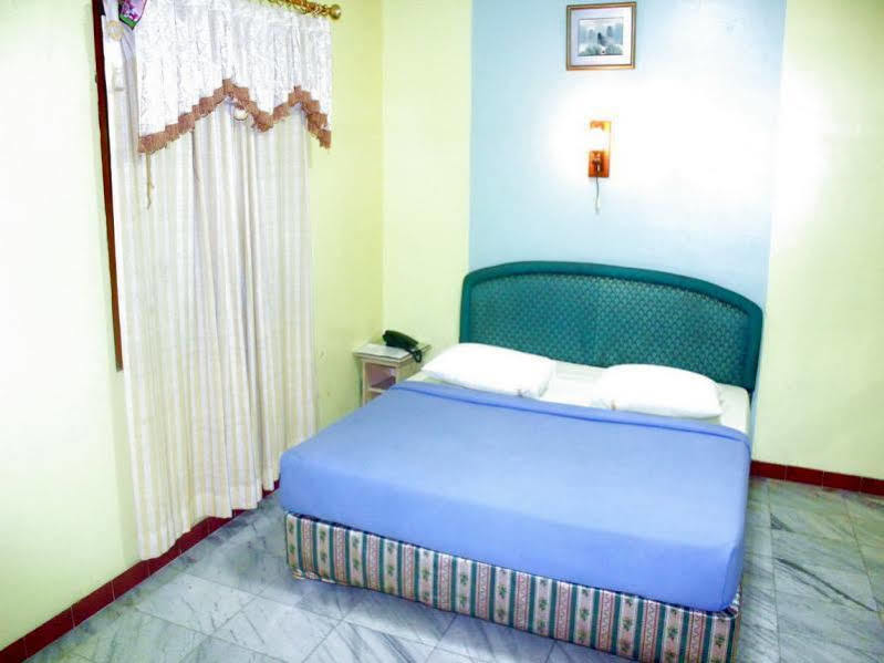 Hotel Pinangsia Jakarta Ngoại thất bức ảnh